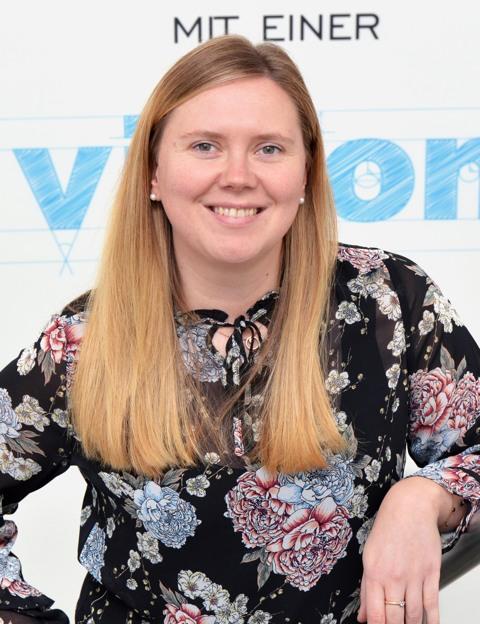 Frau Karin Mross