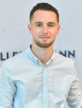 Herr Alex Schilling