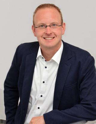 Herr Alexander Backsmann